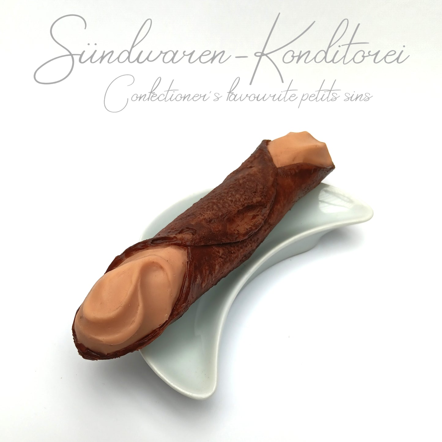 Schoko-Cannolo - handgefertigter Silikondildo in der sizilianischen Leckereivariante