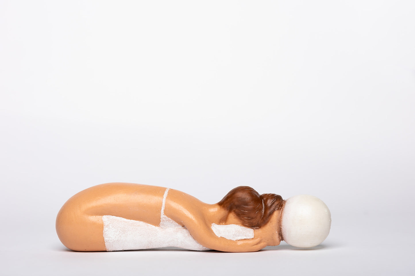 Ballerina well balanced - Bianca - handgefertigter Silikondildo mit Saugnapf