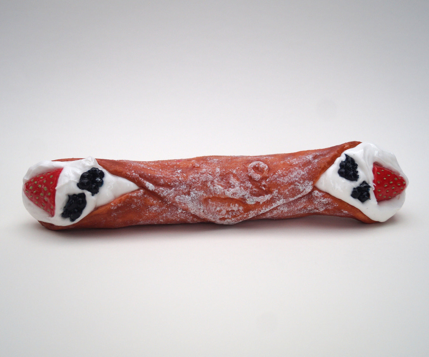 Premium Cannolo mit Puderzucker und Früchten - handgefertigter Silikondildo in der sizilianischen Leckereivariante