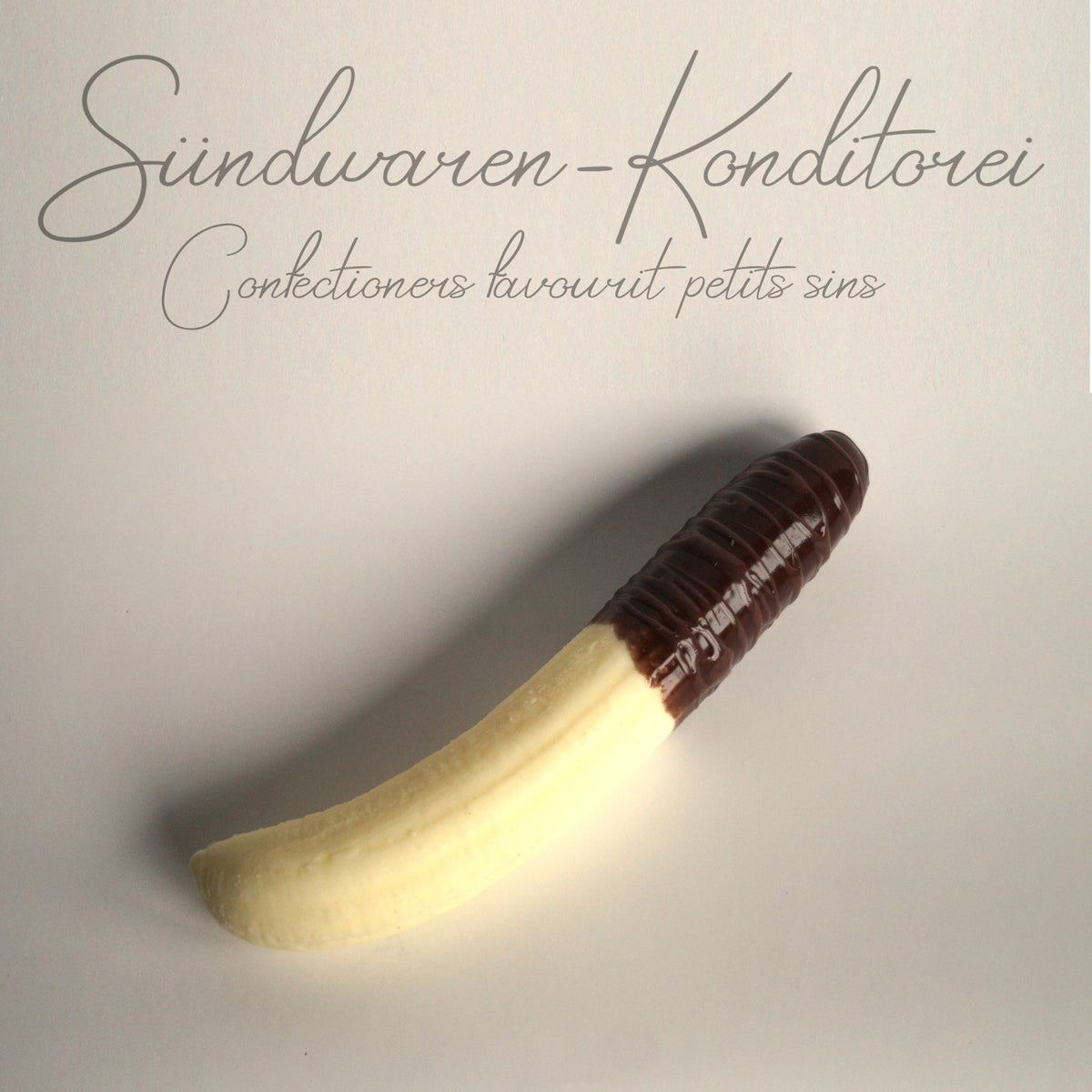 Handgefertigter Bananen-Dildo aus Platinsilikon – Detailaufnahme Oberfläche