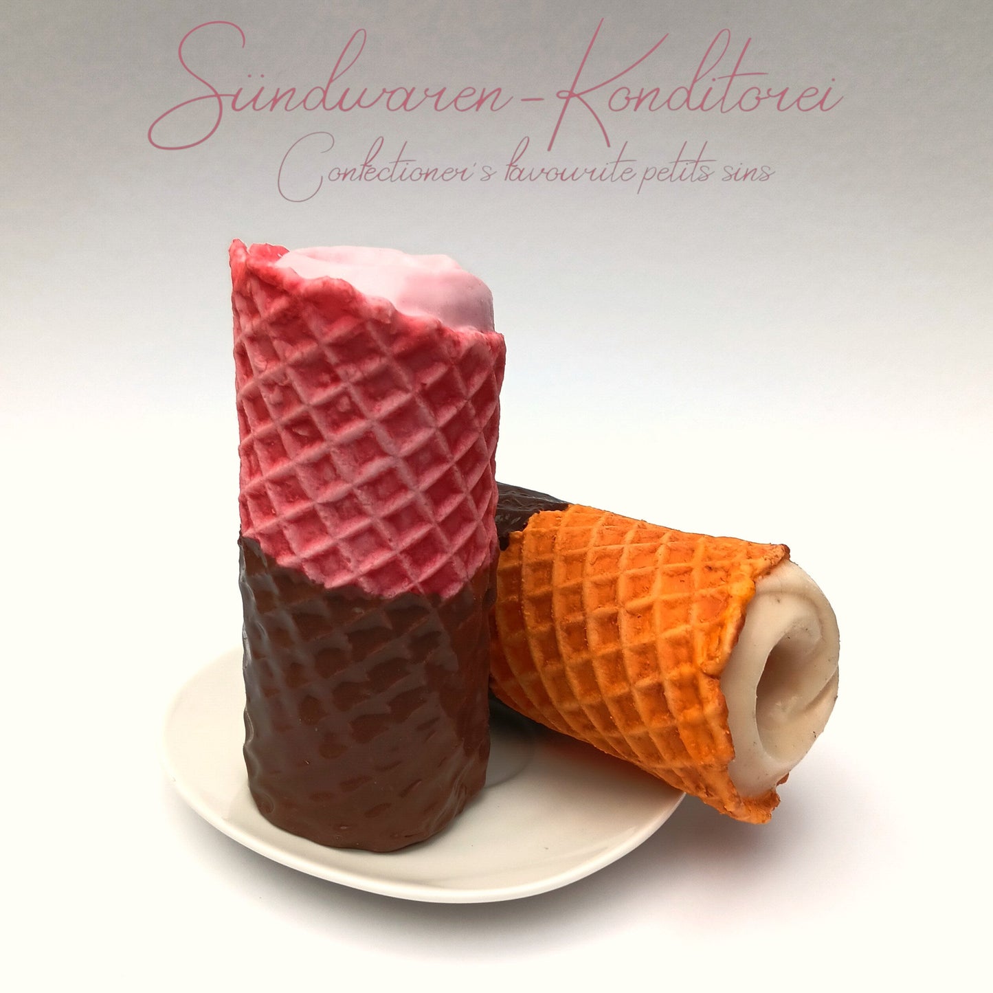 Waffelröllchen aus Body-Safe Platinsilikon - Premium Taschenmuschi von Sündwaren-Konditorei
