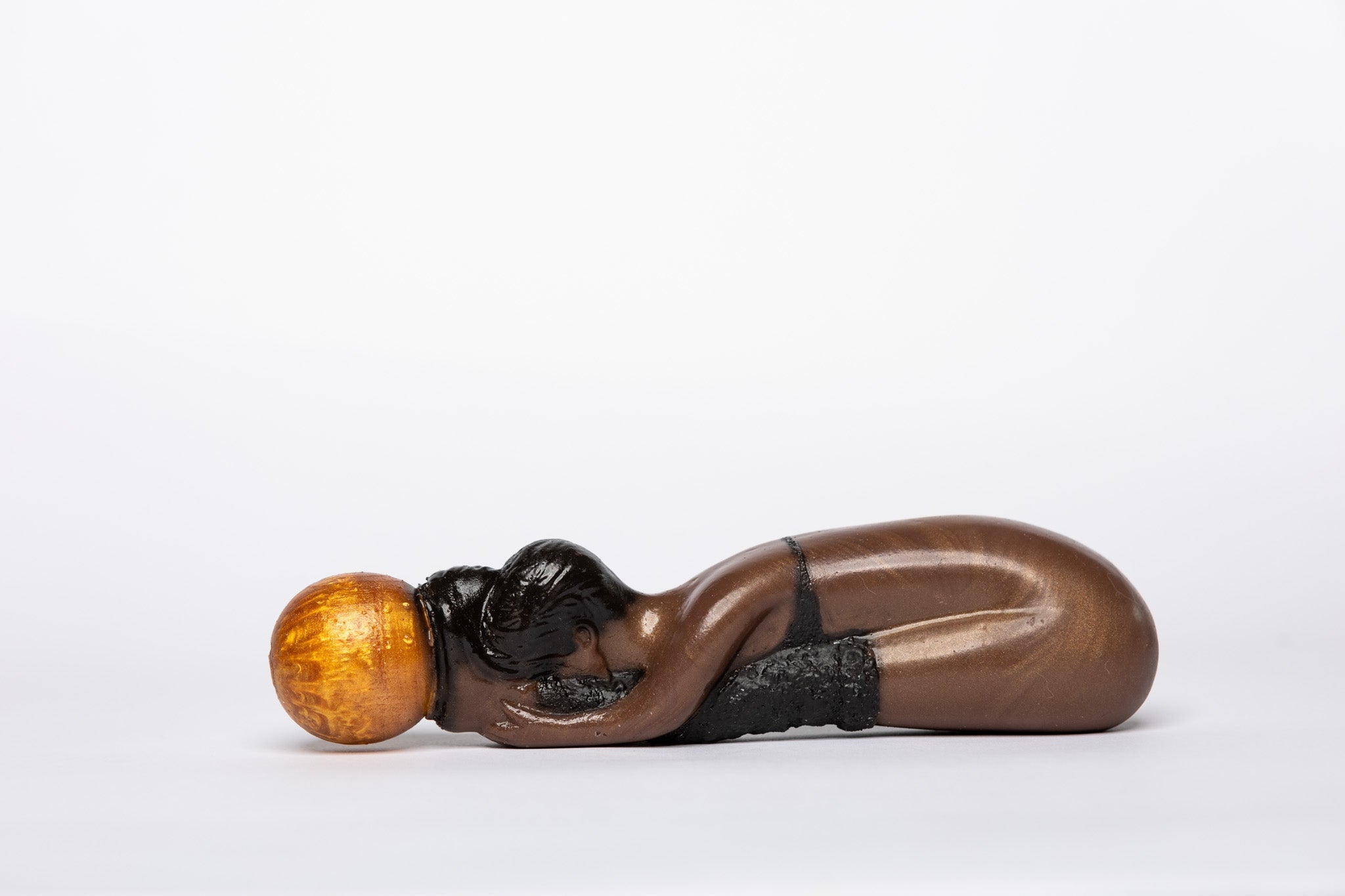 Ballerina Dildo - Detailansicht der Balance-Pose - Sündwaren-Konditorei
