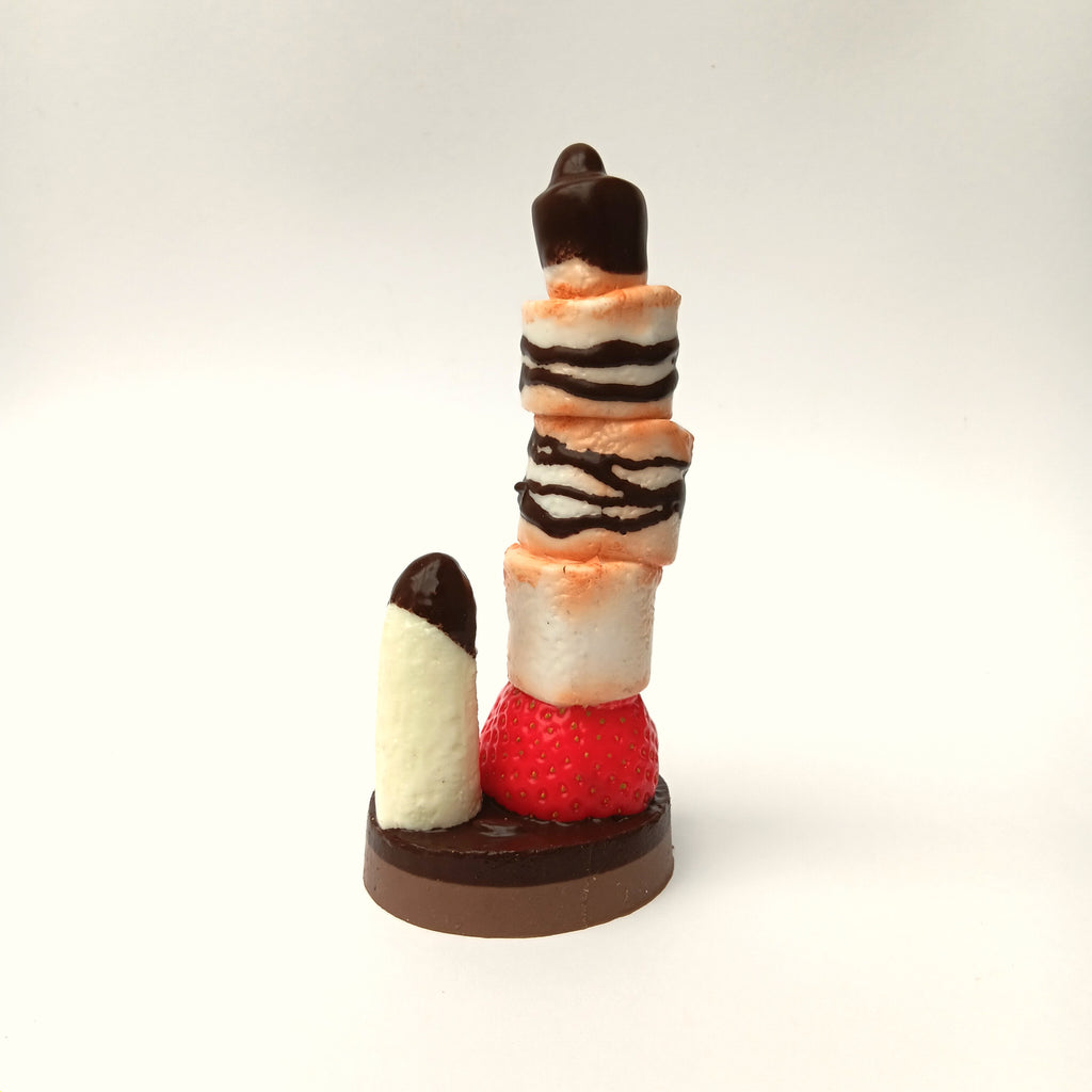 Marshmallow Dildo mit Erdbeere und Banane - Kunstvolle Handarbeit
