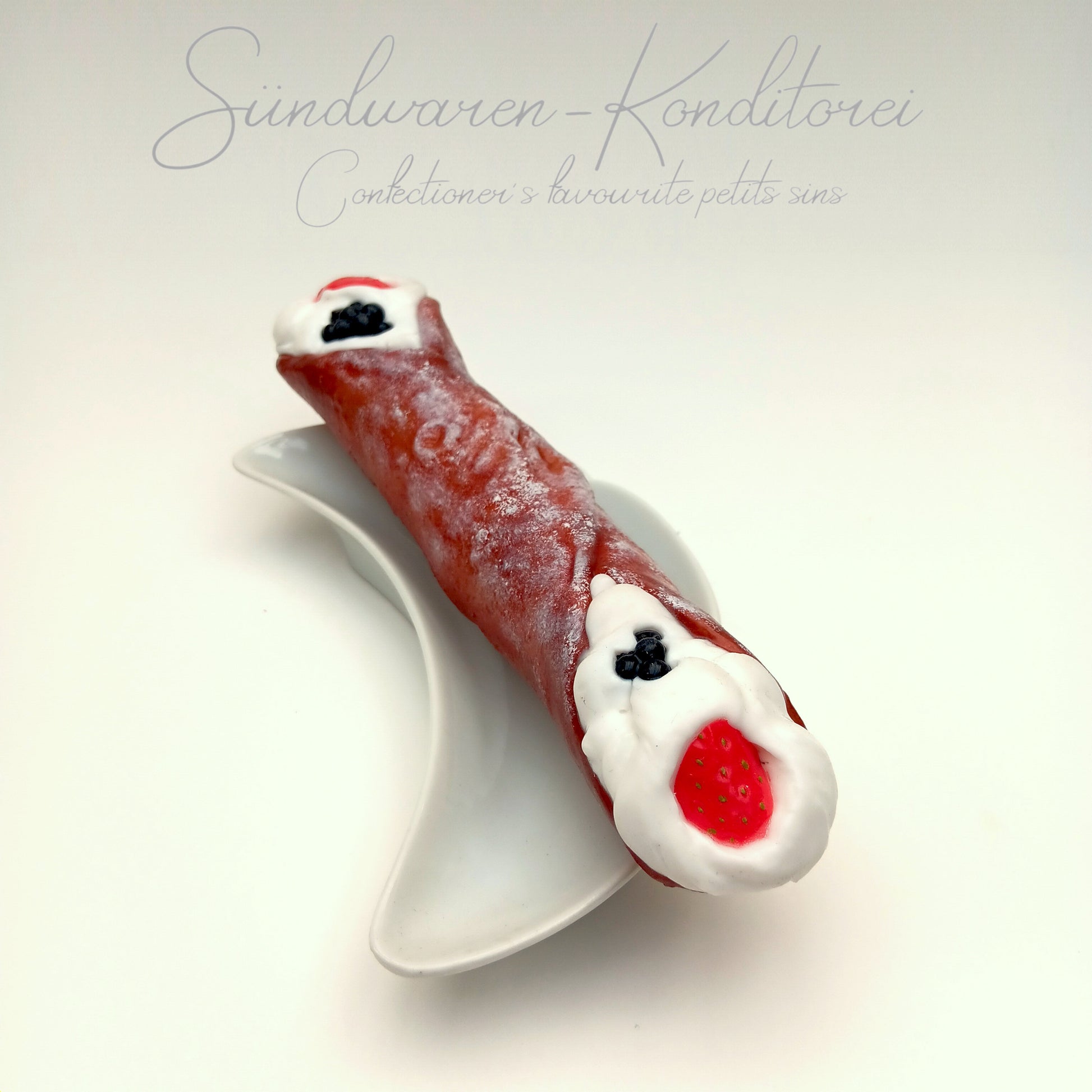 Premium Cannolo mit Puderzucker und Früchten - handgefertigter Silikondildo in der sizilianischen Leckereivariante Sündwaren-Konditorei