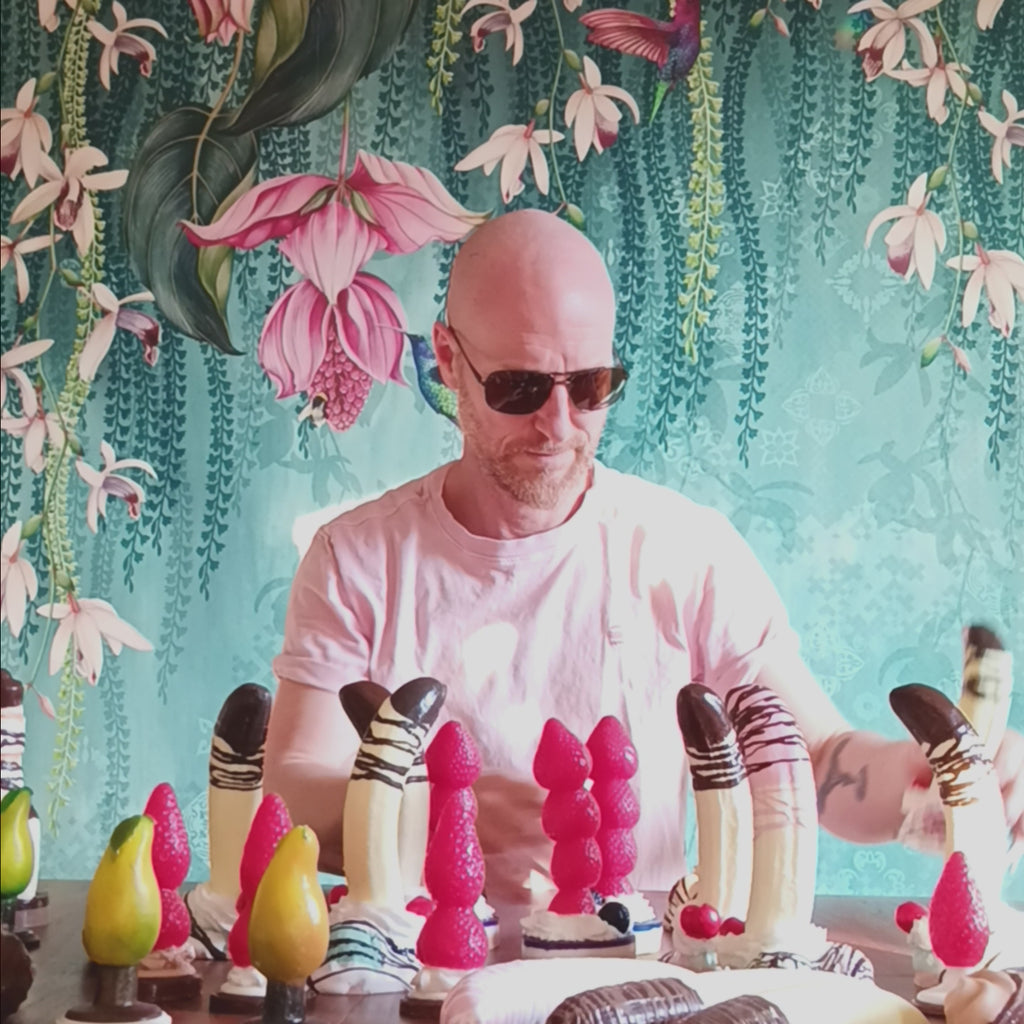 Bananasplit Dildo - Produktvideo handgefertigt mit Saugnapf - Sündwaren-Konditorei
