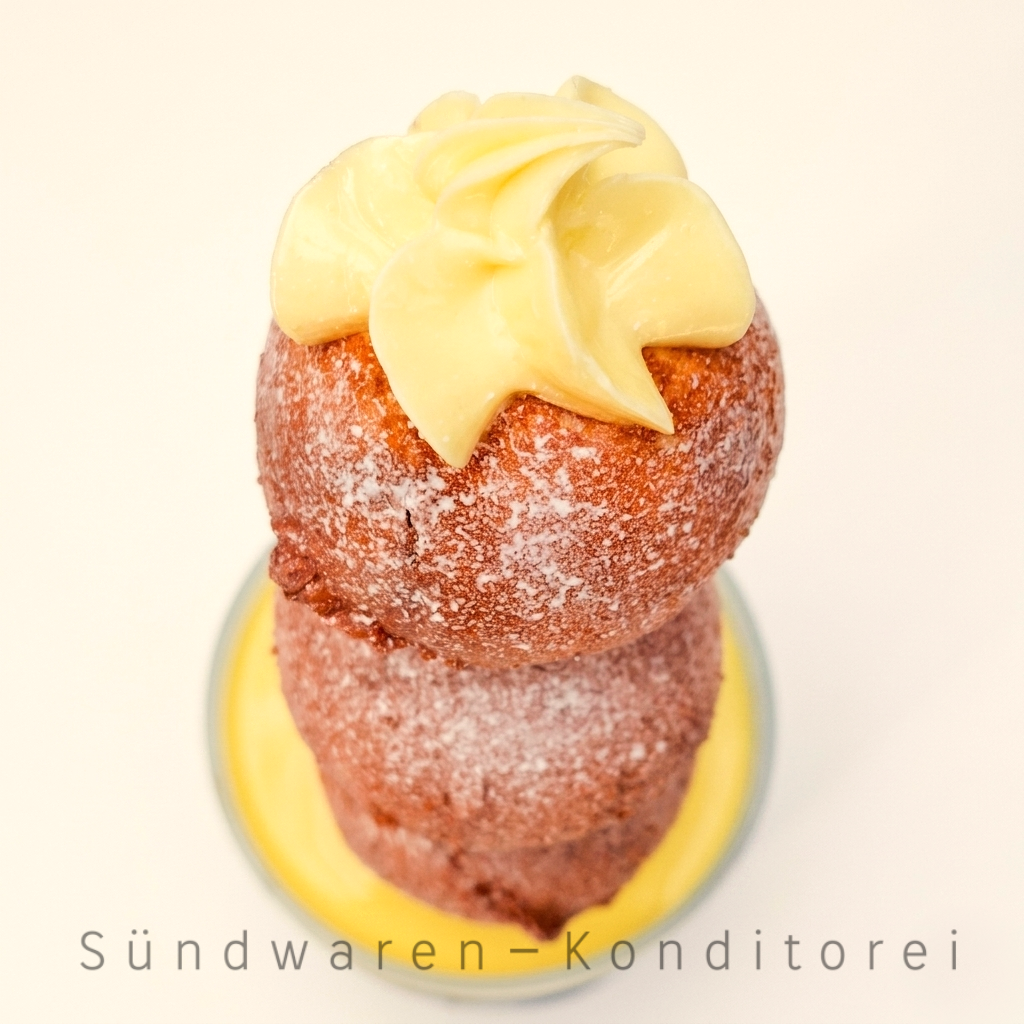 Quarkbällchen Türmchen Sündwaren-Konditorei