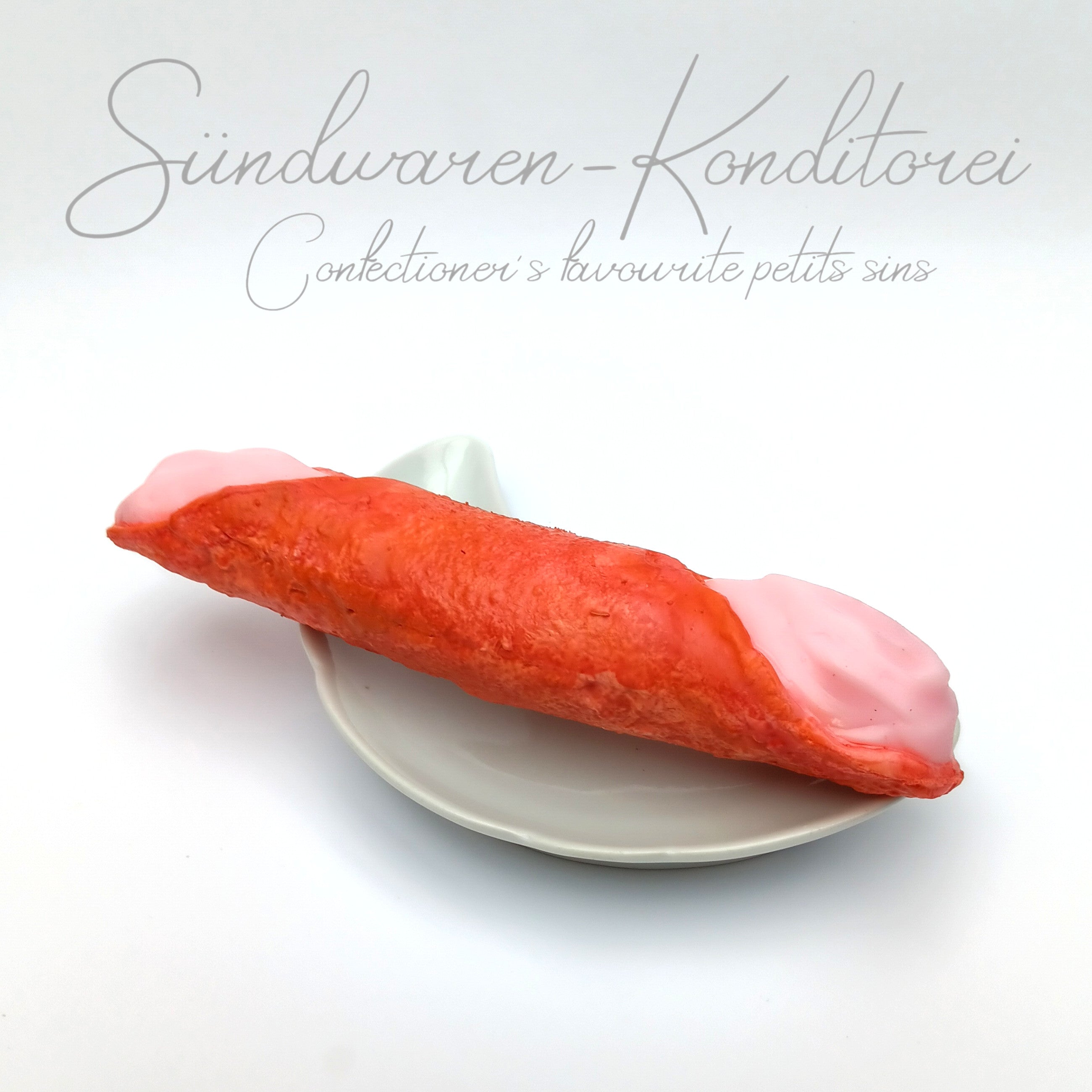 Erdbeer-Cannolo - handgefertigter Silikondildo in der sizilianischen Leckereivariante Sündwaren-Konditorei