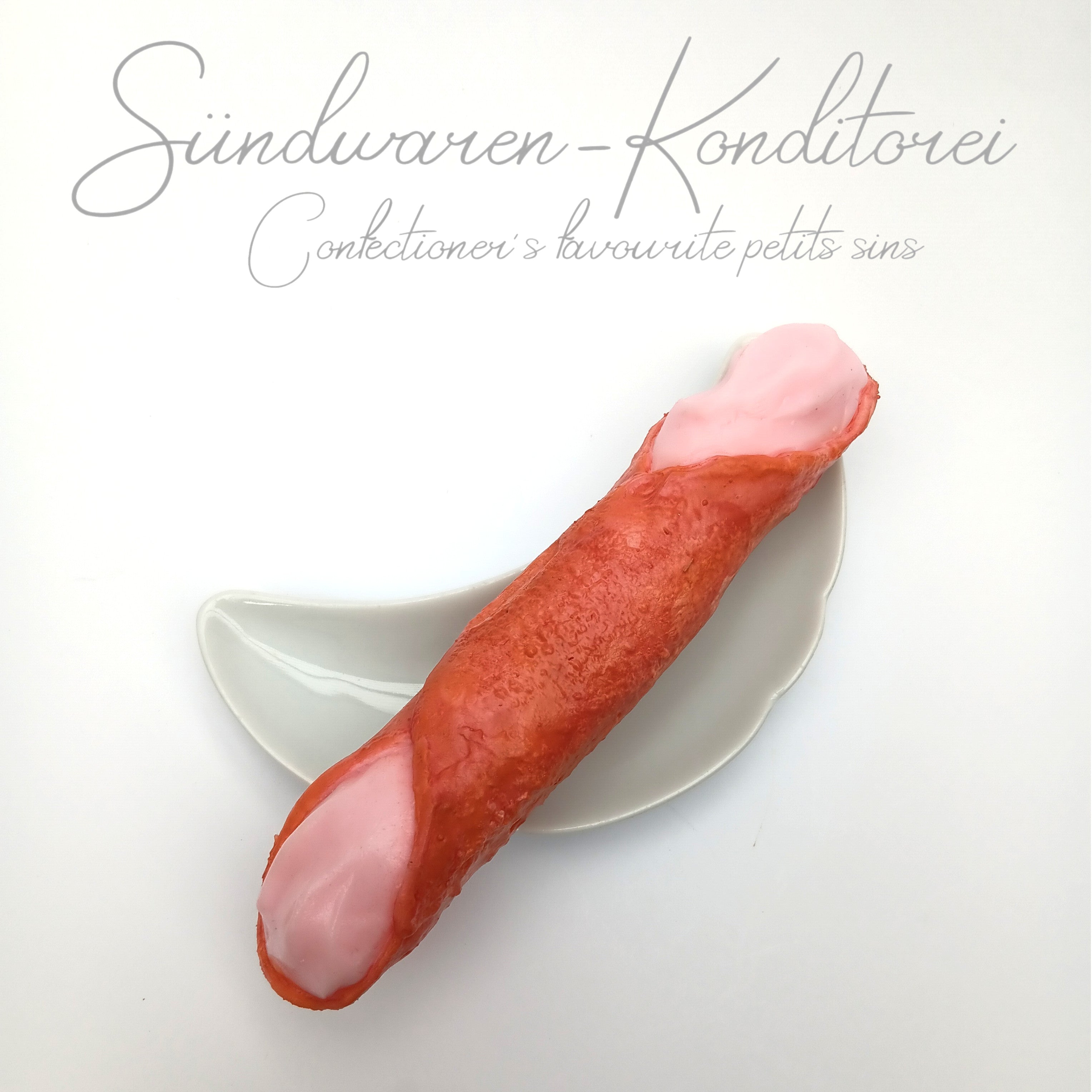 Erdbeer-Cannolo - handgefertigter Silikondildo in der sizilianischen Leckereivariante Sündwaren-Konditorei