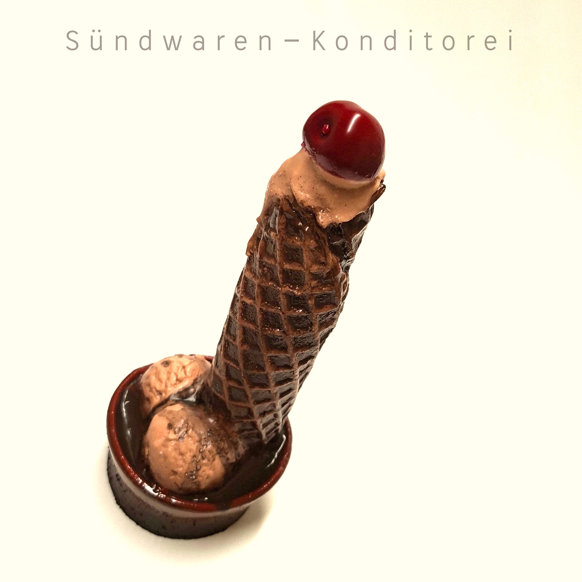 Schokowaffeltürmchen mit Saugnapf - knusprig cremige Versuchung Sündwaren-Konditorei